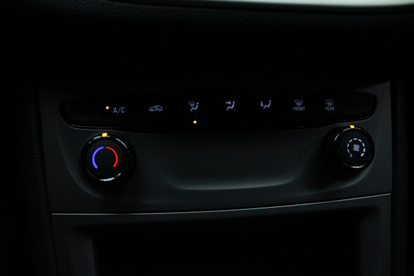 Opel Astra Sports Tourer 1.2 T Navi Airco Cruise PDC BTW auto Sportstoelen Carplay 1e eigenaar