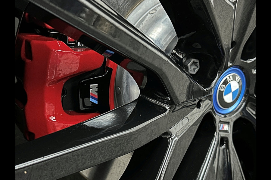 BMW X5 50e 490pk M-Pro Individual | ACC | 360 | Carbon | Stoelventilatie | 22" | Softclose | TH | Panodak | Comfort Seats | Driving Prof. | Park Prof. | Comfort plus | Manhattan met Tartufo Merino! Fabr. Gar. 06-2027 | NL-Auto | BTW.