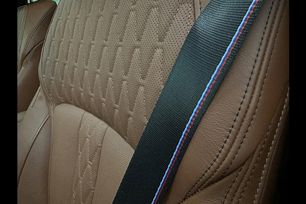 BMW X5 50e 490pk M-Pro Individual | ACC | 360 | Carbon | Stoelventilatie | 22" | Softclose | TH | Panodak | Comfort Seats | Driving Prof. | Park Prof. | Comfort plus | Manhattan met Tartufo Merino! Fabr. Gar. 06-2027 | NL-Auto | BTW.