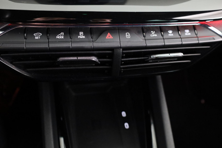 Škoda Octavia Combi 1.4 TSI iV PHEV Sportline Business 204pk  Plug in Hybrid | Navigatie | 18 inch Lichtmetalen velgen | Travel Pakket