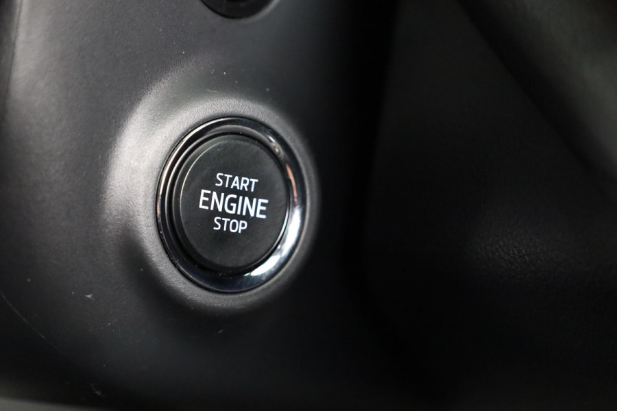 Škoda Octavia Combi 1.4 TSI iV PHEV Sportline Business 204pk  Plug in Hybrid | Navigatie | 18 inch Lichtmetalen velgen | Travel Pakket