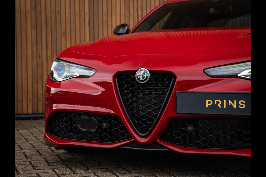 Alfa Romeo Giulia 2.0T Veloce 280pk RWD | Harman/Kardon | Lederen dash. | 19 inch | Adapt. cruise
