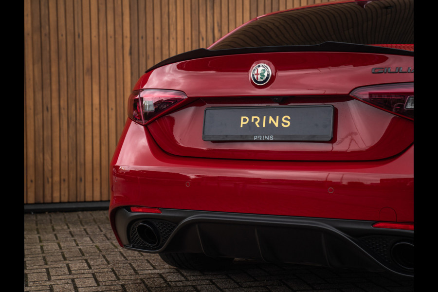 Alfa Romeo Giulia 2.0T Veloce 280pk RWD | Harman/Kardon | Lederen dash. | 19 inch | Adapt. cruise