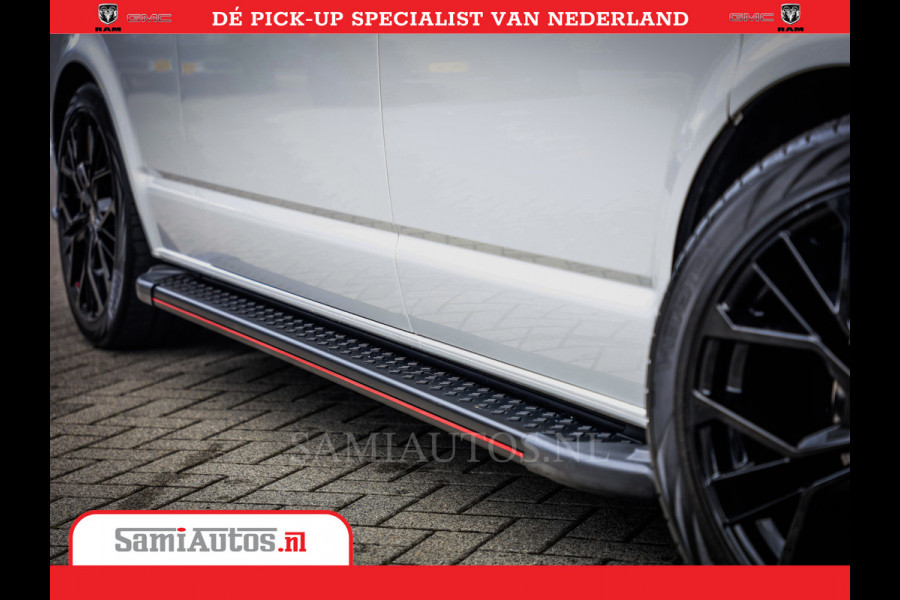 Volkswagen Transporter 2.0 TDI DC L2H1 30 Bulli 6 Persoons | Zeer Dik | In Zeer Goede Conditie | Comfortabele Dubbele Cabine met 6 Zitplaatsen | Body Kit | 20 Inch Brede Zwarte Wielen | Full Led | Camera | 2X Schuif Deuren |