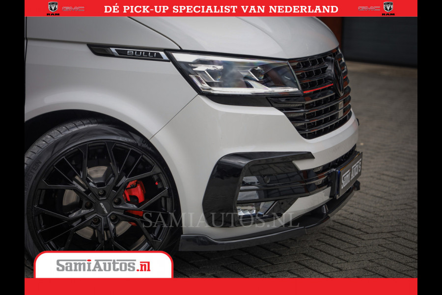 Volkswagen Transporter 2.0 TDI DC L2H1 30 Bulli 6 Persoons | Zeer Dik | In Zeer Goede Conditie | Comfortabele Dubbele Cabine met 6 Zitplaatsen | Body Kit | 20 Inch Brede Zwarte Wielen | Full Led | Camera | 2X Schuif Deuren |