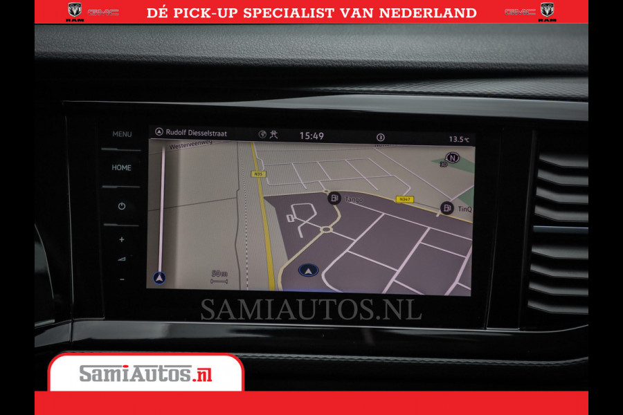 Volkswagen Transporter 2.0 TDI DC L2H1 30 Bulli 6 Persoons | Zeer Dik | In Zeer Goede Conditie | Comfortabele Dubbele Cabine met 6 Zitplaatsen | Body Kit | 20 Inch Brede Zwarte Wielen | Full Led | Camera | 2X Schuif Deuren |