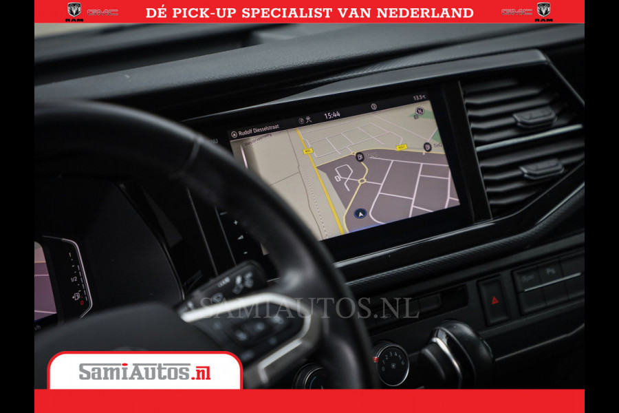 Volkswagen Transporter 2.0 TDI DC L2H1 30 Bulli 6 Persoons | Zeer Dik | In Zeer Goede Conditie | Comfortabele Dubbele Cabine met 6 Zitplaatsen | Body Kit | 20 Inch Brede Zwarte Wielen | Full Led | Camera | 2X Schuif Deuren |