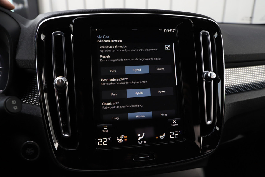 Volvo XC40 1.5 T5 Recharge Inscription | 262PK | Keyles-go | Harman/kardon | Memory | Blis | Stuurwielverw. | Stoelverw. | ACC | Led | 2020