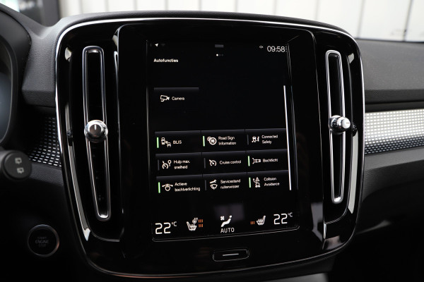 Volvo XC40 1.5 T5 Recharge Inscription | 262PK | Keyles-go | Harman/kardon | Memory | Blis | Stuurwielverw. | Stoelverw. | ACC | Led | 2020