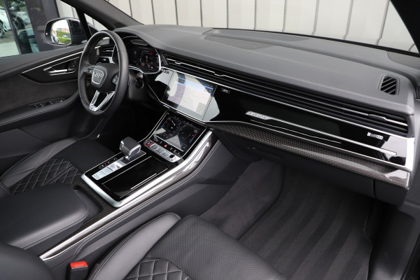 Audi SQ7 4.0 TFSI Quattro 7pers. | 507PK | Luchtvering | Achterasbesturing | Massage | Head-up | Keyles-go | Pano | B&O | Carbon | Sfeerv
