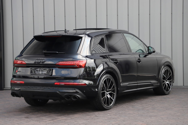 Audi SQ7 4.0 TFSI Quattro 7pers. | 507PK | Luchtvering | Achterasbesturing | Massage | Head-up | Keyles-go | Pano | B&O | Carbon | Sfeerv