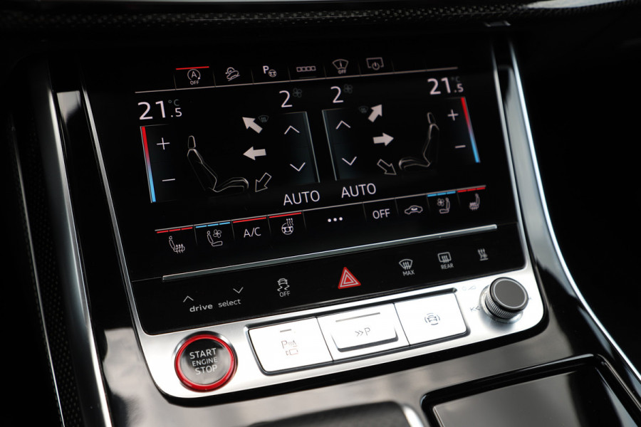 Audi SQ7 4.0 TFSI Quattro 7pers. | 507PK | Luchtvering | Achterasbesturing | Massage | Head-up | Keyles-go | Pano | B&O | Carbon | Sfeerv