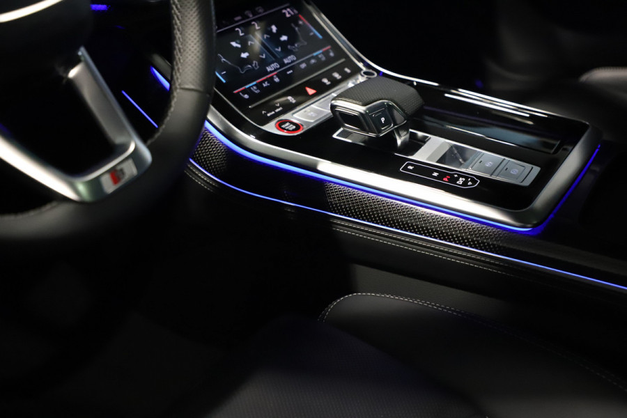 Audi SQ7 4.0 TFSI Quattro 7pers. | 507PK | Luchtvering | Achterasbesturing | Massage | Head-up | Keyles-go | Pano | B&O | Carbon | Sfeerv