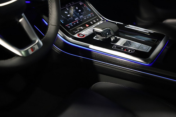 Audi SQ7 4.0 TFSI Quattro 7pers. | 507PK | Luchtvering | Achterasbesturing | Massage | Head-up | Keyles-go | Pano | B&O | Carbon | Sfeerv