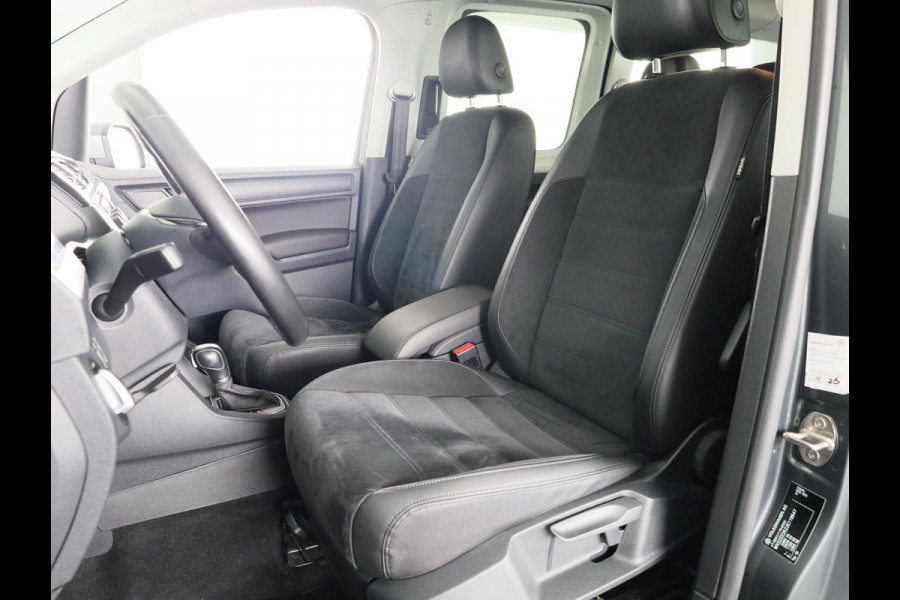 Volkswagen Caddy Maxi 1.4 TSI Trendline 125 pk Automaat (DSG) | Navigatie | Trekhaak | Parkeersensoren (Park assist) | Achteruitrijcamera | Stoelverwarming | Autom. airco |