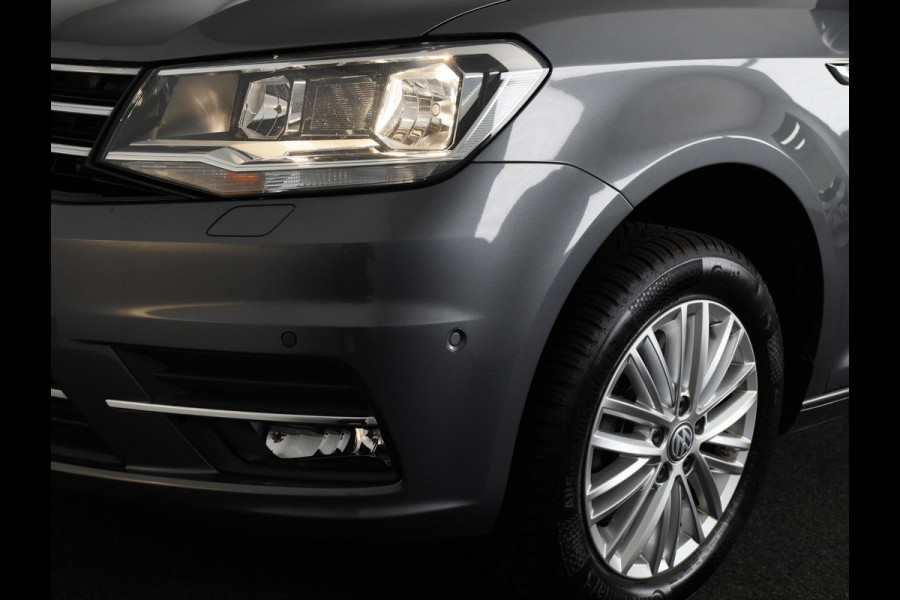Volkswagen Caddy Maxi 1.4 TSI Trendline 125 pk Automaat (DSG) | Navigatie | Trekhaak | Parkeersensoren (Park assist) | Achteruitrijcamera | Stoelverwarming | Autom. airco |