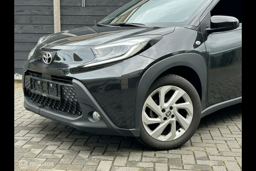 Toyota Aygo X 1.0 VVT-i S-CVT Automaat LED verl. / LM / Clima / Carplay / 10.250KM!!!