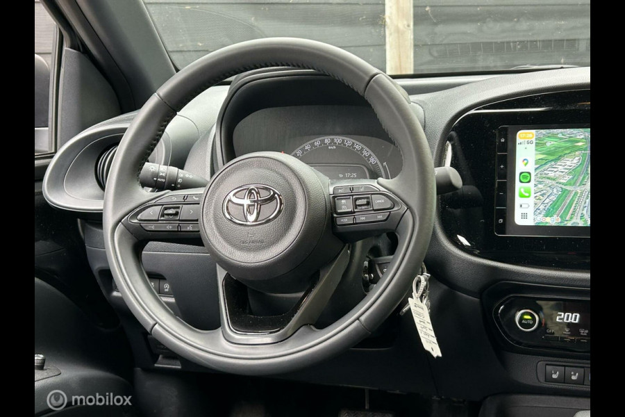 Toyota Aygo X 1.0 VVT-i S-CVT Automaat LED verl. / LM / Clima / Carplay / 10.250KM!!!