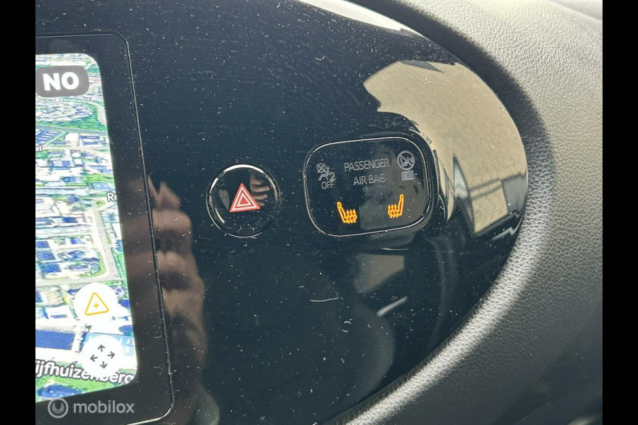 Toyota Aygo X 1.0 VVT-i S-CVT Automaat LED verl. / LM / Clima / Carplay / 10.250KM!!!