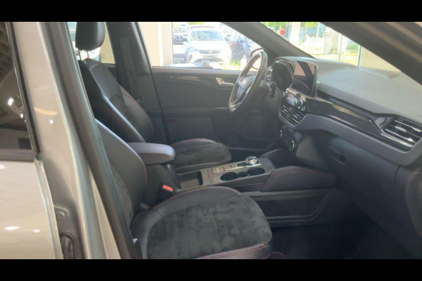 Ford Kuga 2.5 PHEV ST-Line X | Trekhaak afneembaar | Adaptive cruise control | Dodehoeksensoren | Bang&Olufsen | Elektrische achterklep | Winter Pack | 1.500 kg trekgewicht