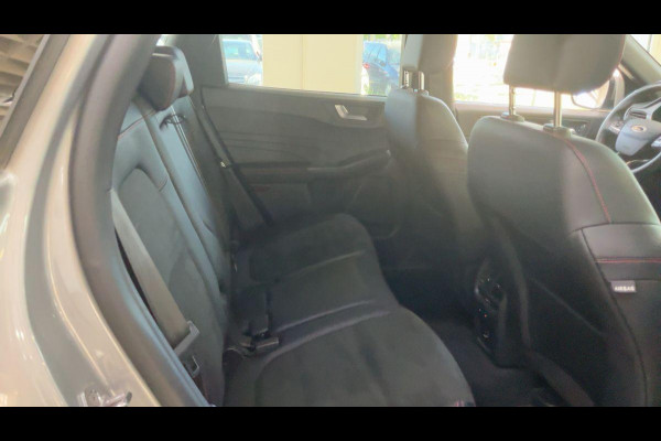 Ford Kuga 2.5 PHEV ST-Line X | Trekhaak afneembaar | Adaptive cruise control | Dodehoeksensoren | Bang&Olufsen | Elektrische achterklep | Winter Pack | 1.500 kg trekgewicht