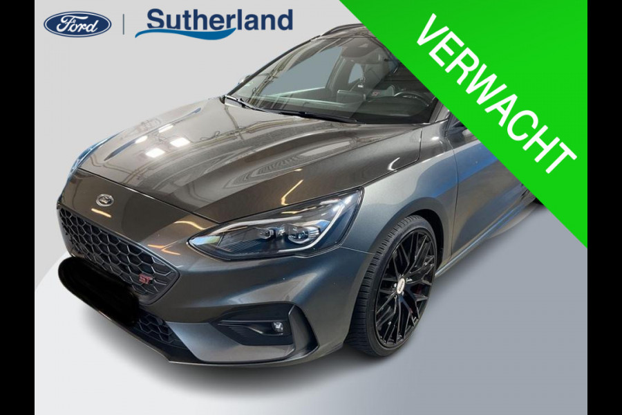 Ford FOCUS Wagon 2.3 EcoBoost ST-3 | Automaat 280pk! | Panoramadak | Winter Pack | Adaptive cruise control | Adaptive LED | Head up Display | Camera | 2 bandensets