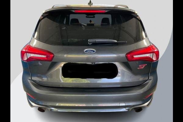 Ford FOCUS Wagon 2.3 EcoBoost ST-3 | Automaat 280pk! | Panoramadak | Winter Pack | Adaptive cruise control | Adaptive LED | Head up Display | Camera | 2 bandensets