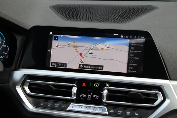BMW 3 Serie Touring 330e xDrive Sport | Laser | Pano | Leder | ACC