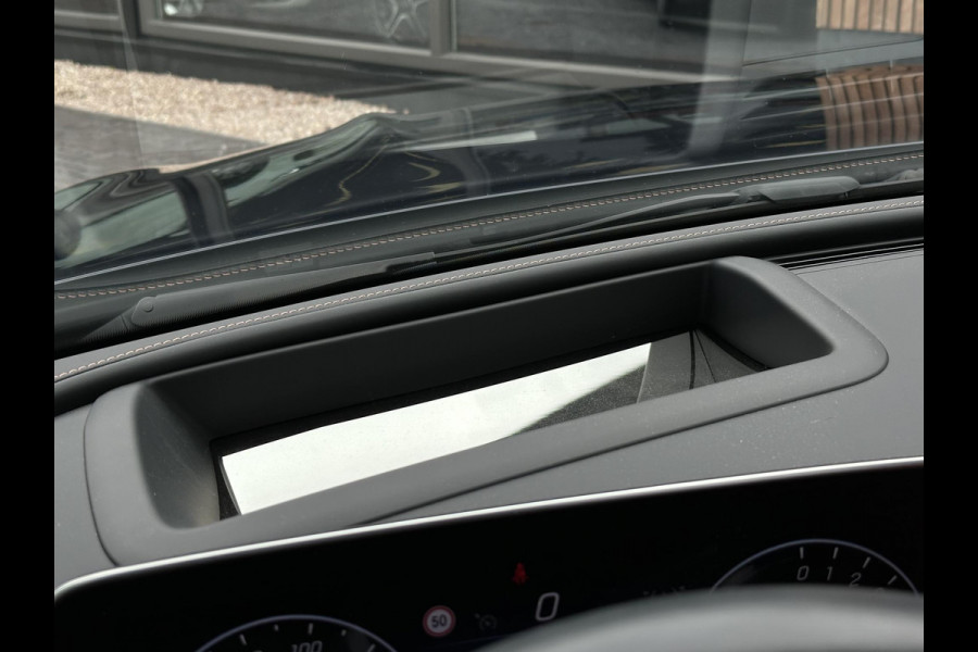 Mercedes-Benz C-Klasse Estate 300 e AMG Line Panoramadak Luxe Leder Adapt. Cruise Headup Display LED Trekhaak 18''LM 1e Eigenaar