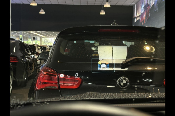 Mercedes-Benz C-Klasse Estate 300 e AMG Line Panoramadak Luxe Leder Adapt. Cruise Headup Display LED Trekhaak 18''LM 1e Eigenaar