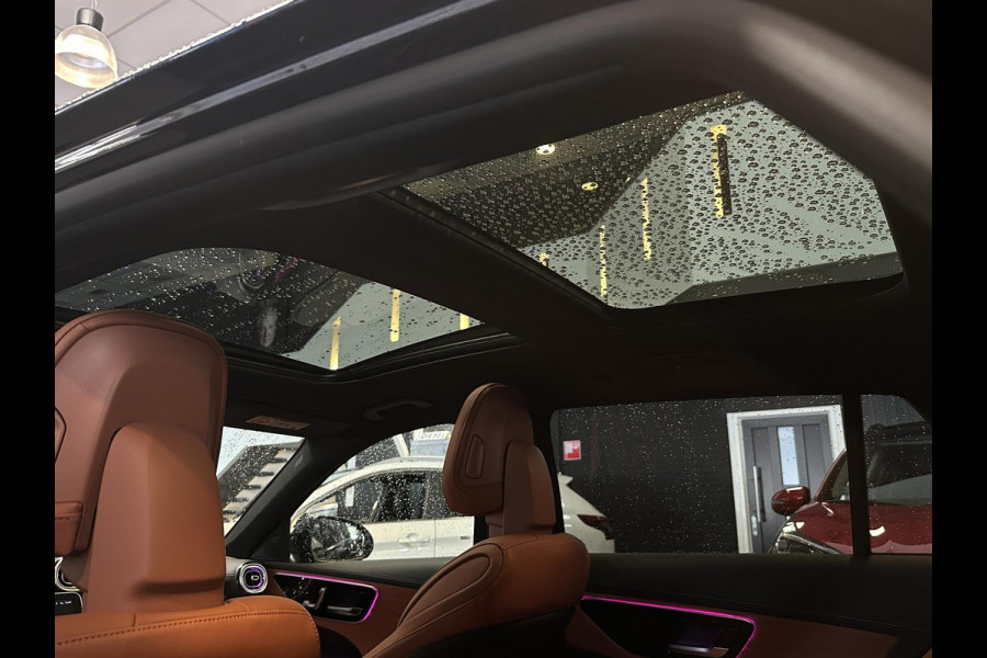 Mercedes-Benz C-Klasse Estate 300 e AMG Line Panoramadak Luxe Leder Adapt. Cruise Headup Display LED Trekhaak 18''LM 1e Eigenaar