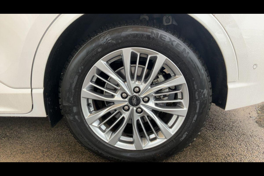 Ford Kuga 2.5 PHEV Vignale | Panoramadak | Adaptive cruise control | Winter Pack | Elektrische achterklep | Head up Display