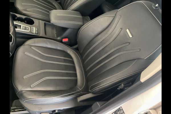 Ford Kuga 2.5 PHEV Vignale | Panoramadak | Adaptive cruise control | Winter Pack | Elektrische achterklep | Head up Display