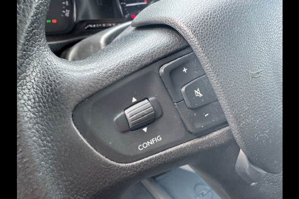 Opel Vivaro 2.0 CDTI 145pk L2 H1 Edition 3Persoons Airco,Cruisecontrol,Navigatie Nette Auto