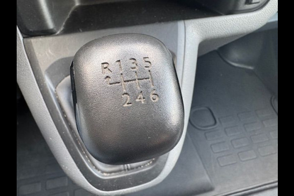 Opel Vivaro 2.0 CDTI 145pk L2 H1 Edition 3Persoons Airco,Cruisecontrol,Navigatie Nette Auto