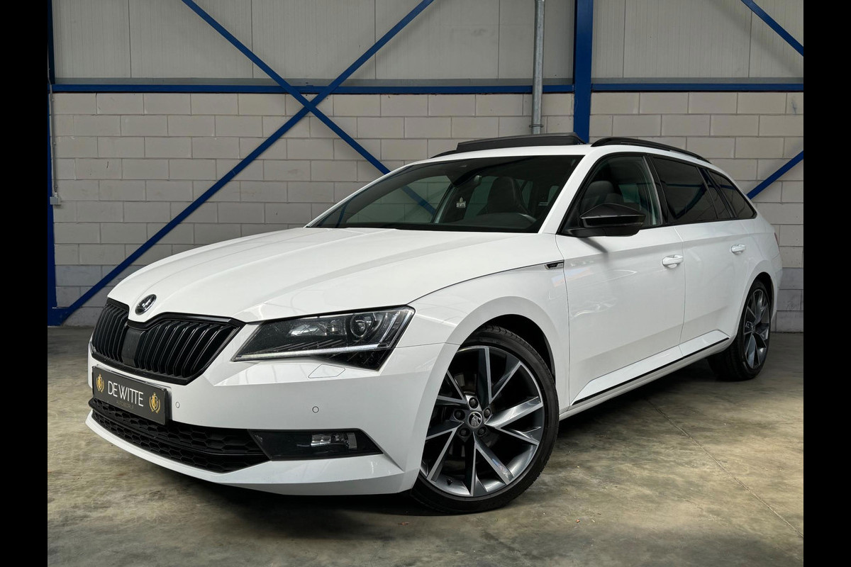 Škoda Superb Combi 2.0 TSI Sportline 220PK Pano|Camera|Trekhaak|VOLL Škoda Superb Combi 2.0 TSI Sportline 220PK Pano|Camera|Trekhaak|VOLL