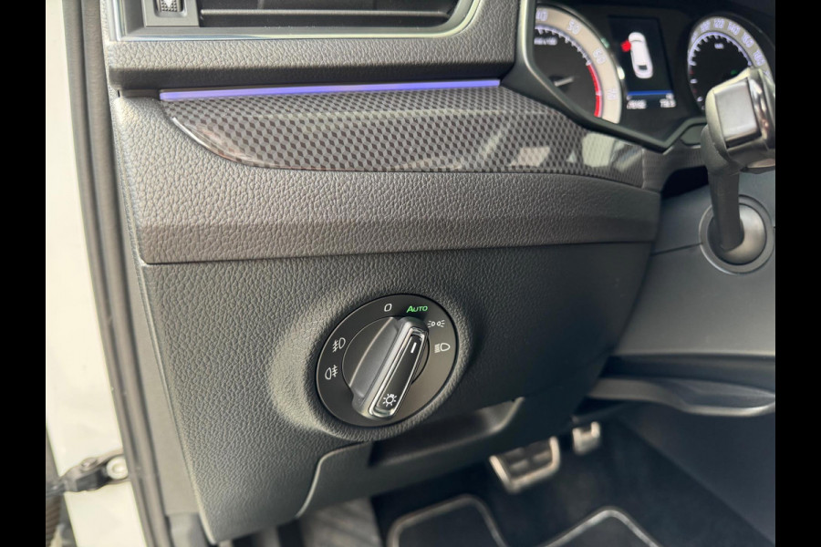 Škoda Superb Combi 2.0 TSI Sportline 220PK Pano|Camera|Trekhaak|VOLL