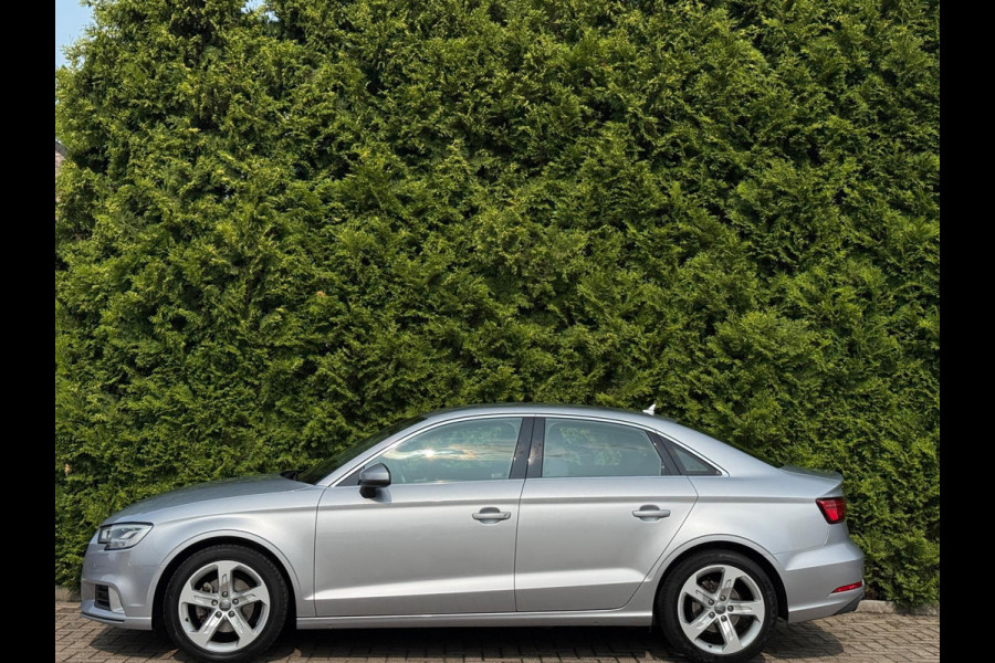 Audi A3 Limousine 30 TFSI Sport CarPlay