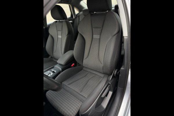 Audi A3 Limousine 30 TFSI Sport CarPlay