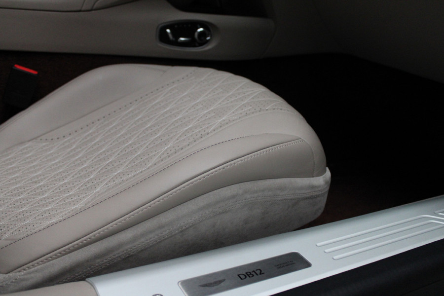 Aston Martin DB12 Volante 4.0 V8 Leer 360 camera ACC Bowers & W. Memory Navi Stoelventilatie Stoelverwarming Stuurverwarming BTW auto