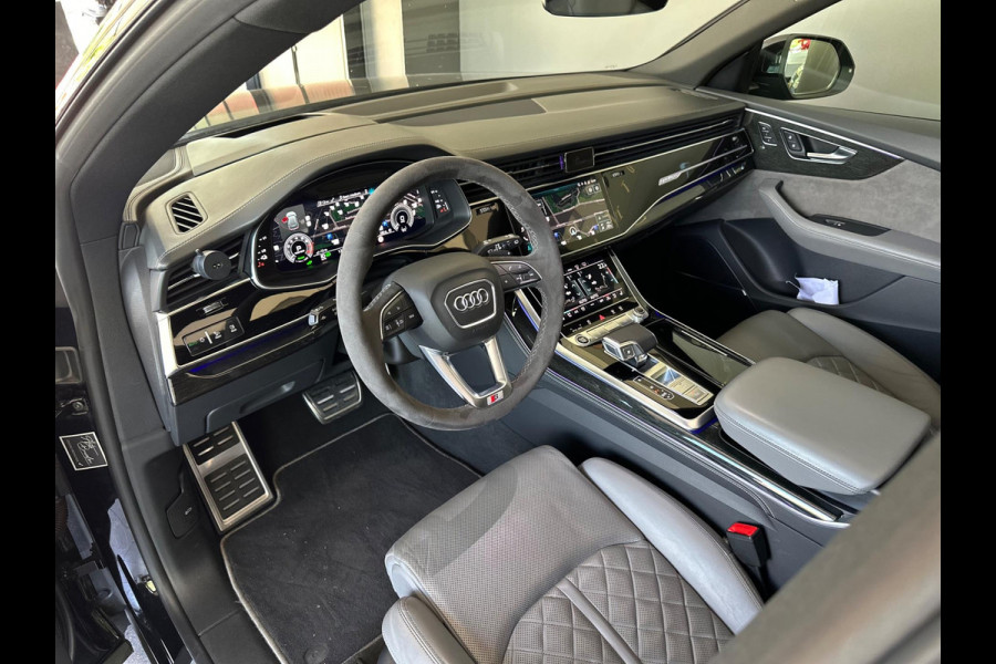 Audi Q8 55 TFSI e quattro Pro Line|SQ8 Pack|VOL OPTION