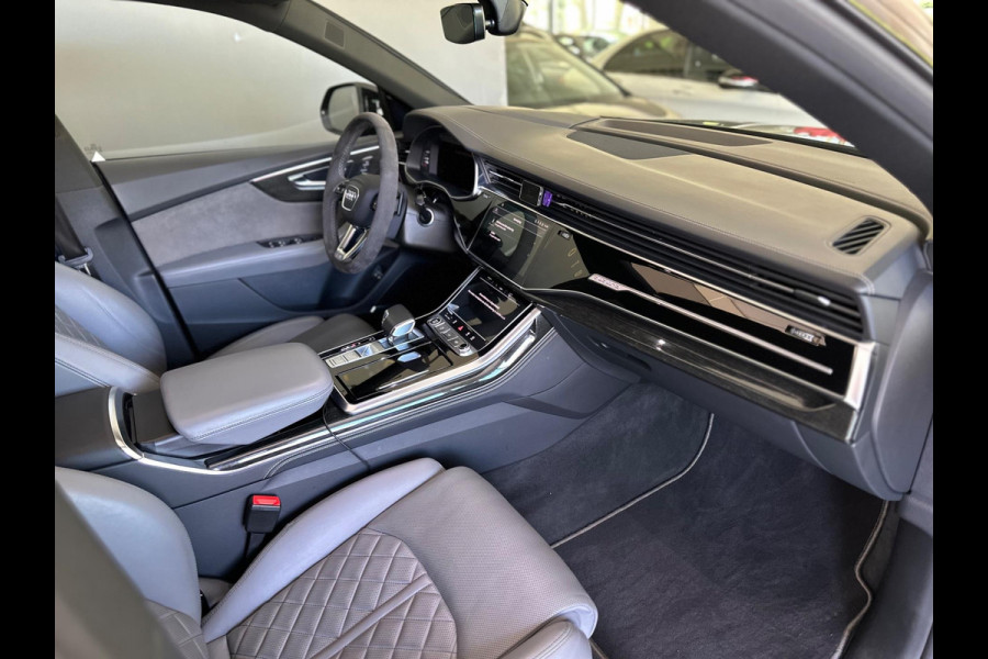 Audi Q8 55 TFSI e quattro Pro Line|SQ8 Pack|VOL OPTION