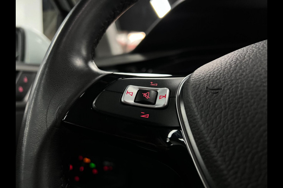 Volkswagen Polo 1.0 | Stoelverwarm|CarPlay |PDC| Panoramadak