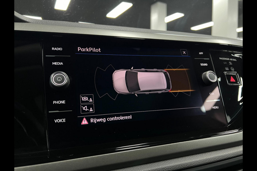 Volkswagen Polo 1.0 | Stoelverwarm|CarPlay |PDC| Panoramadak