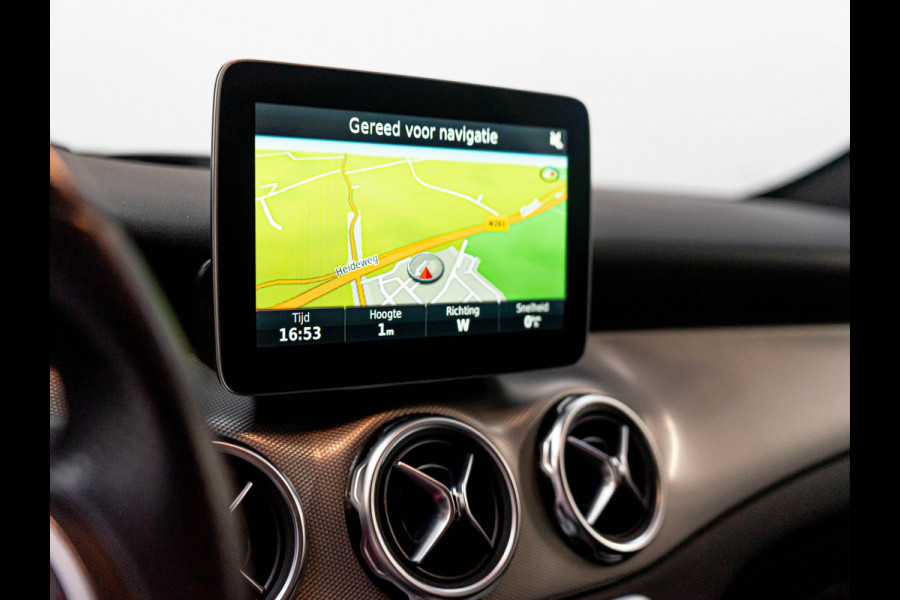 Mercedes-Benz GLA GLA 250 Urban | Trekhaak | Harman Kardon