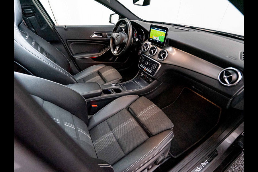 Mercedes-Benz GLA GLA 250 Urban | Trekhaak | Harman Kardon