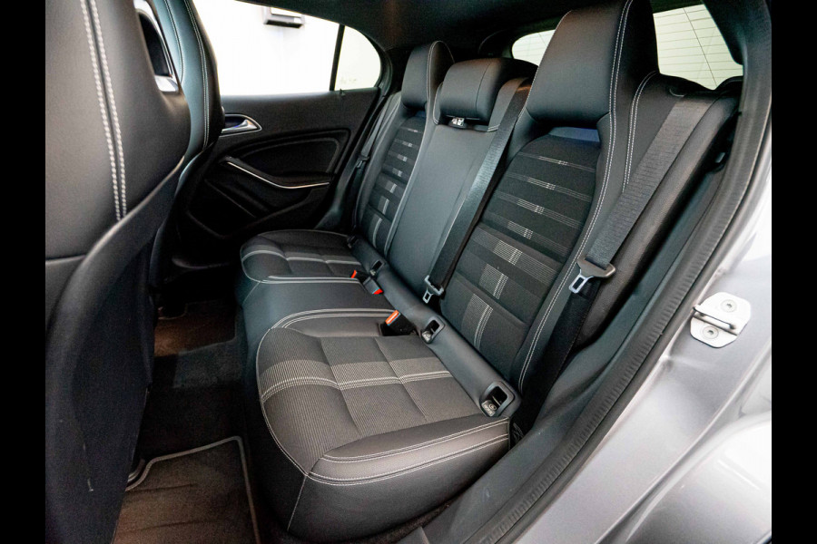 Mercedes-Benz GLA GLA 250 Urban | Trekhaak | Harman Kardon