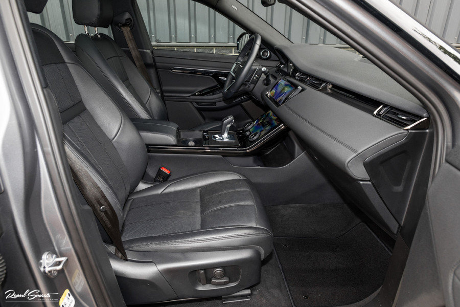 Land Rover Range Rover Evoque 1.5 P300e AWD R-Dynamic SE | Panorama dak | Premium audio | Adaptieve cruise control | Apple carplay |