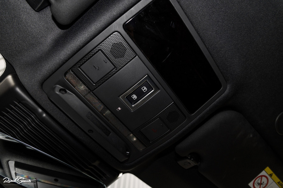 Land Rover Range Rover Evoque 1.5 P300e AWD R-Dynamic SE | Panorama dak | Premium audio | Adaptieve cruise control | Apple carplay |