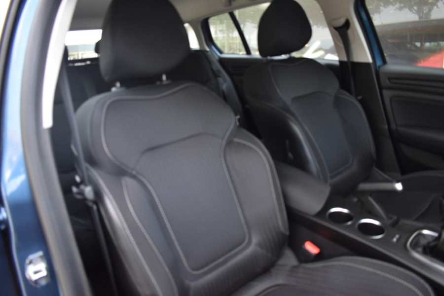 Renault MEGANE Estate 1.2 TCe Zen / Airco / Carplay / Cruise / Navi /